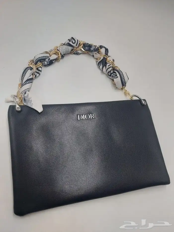 باوتشات و شنط ديور DIOR 1