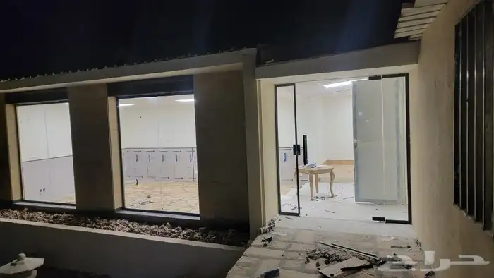 زجاج سكريت 1