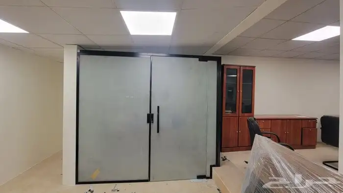 زجاج سكريت 0