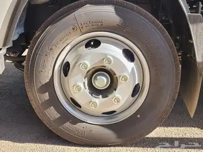 ايسوزو دينا قلاب 5طن 7