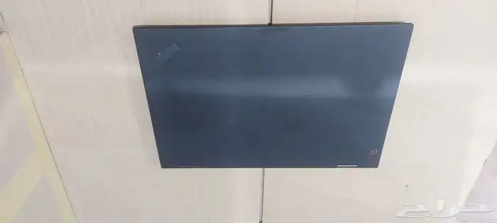 x1لابتوب يوجا الشهير 3