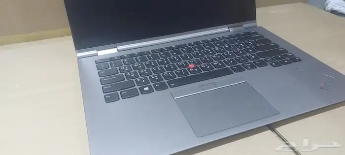 x1لابتوب يوجا الشهير 0