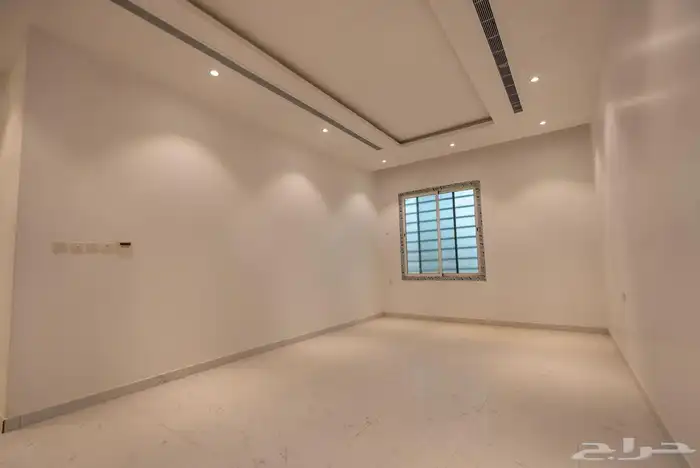 للإيجار فيلا جديدة في حي ظهرة لبن 21