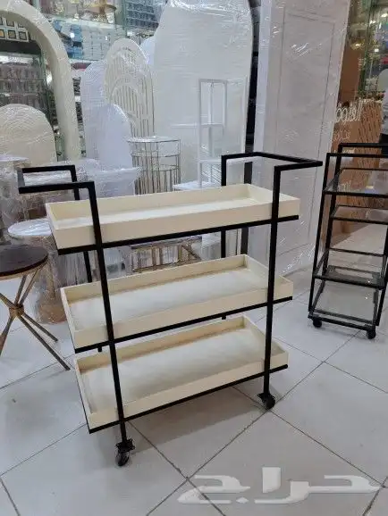 طاوله هدايا اذا تفصل انواع الطاولات مخمل حديد خشب رخام بديل 20