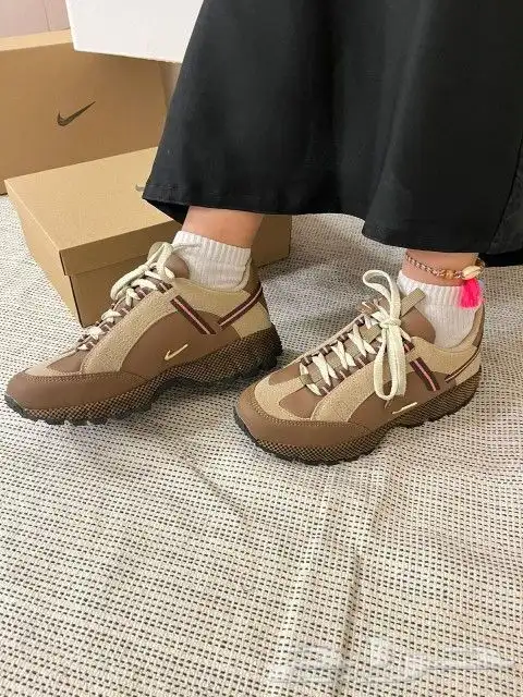 شوز ماركه نايك جاكيموس شوزات نايك nike 11