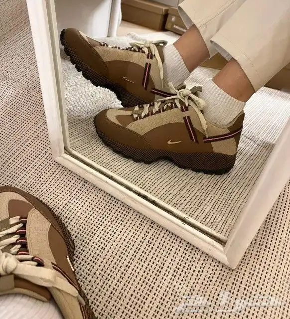 شوز ماركه نايك جاكيموس شوزات نايك nike 14