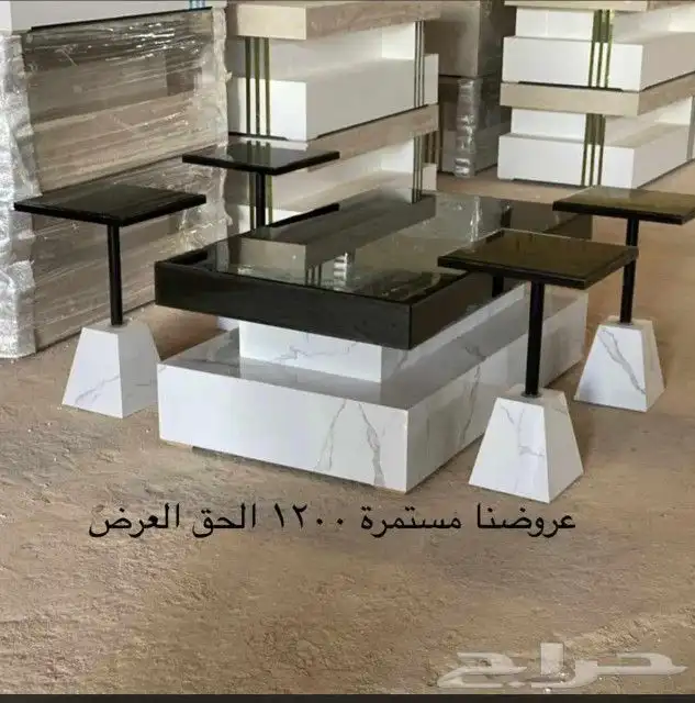 طاوله هدايا اذا تفصل انواع الطاولات مخمل حديد خشب رخام بديل 23