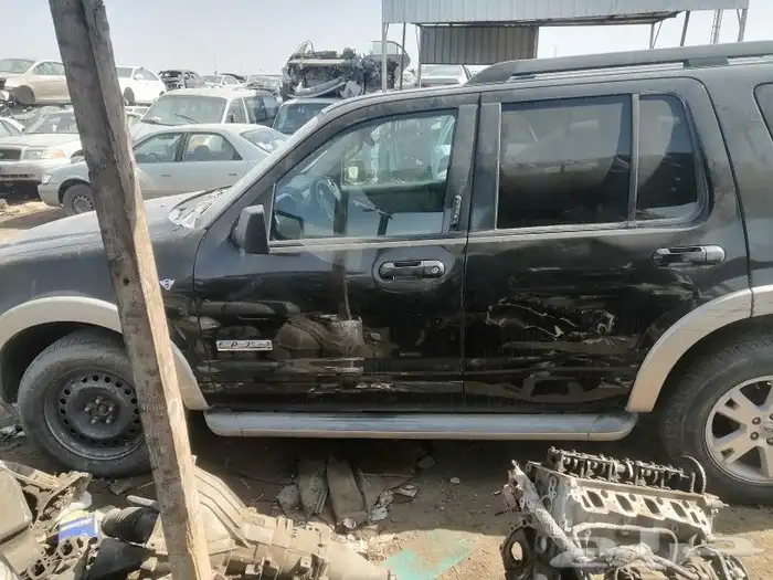 اكسبلور 2008 8سلندر مكينه قير شرط للبيع قطع غيار فقط 3