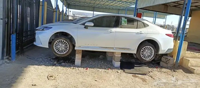 تويوتا كامري2025 5