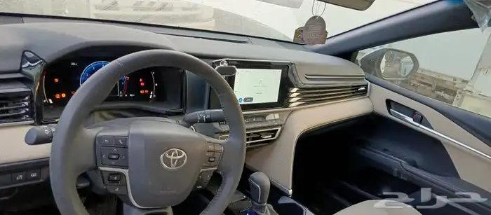 تويوتا كامري2025 4