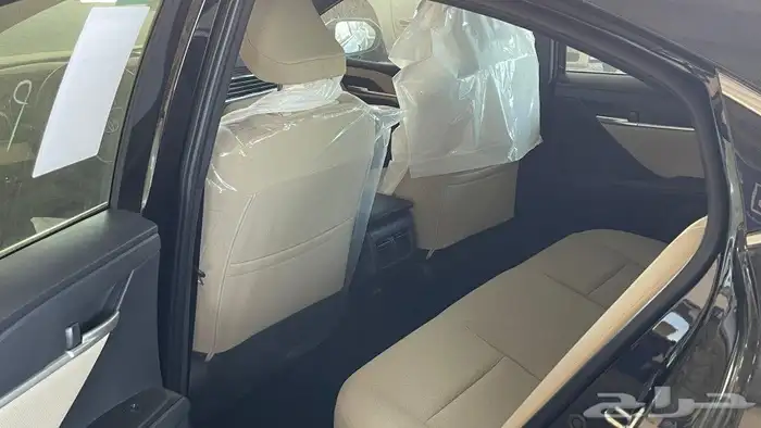 تويوتا كامري E ستاندرد بنزين سعودي موديل 2025 6