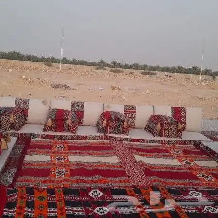 قهوجين وصبابين رجال ونساء زل كراسي طاولات ألعاب 1