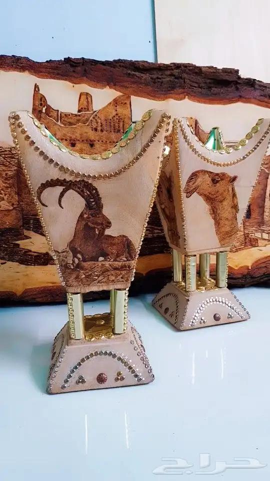 مباخر حائلية مع رسم يدوي بالحرق مقاس 29سم 0