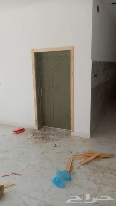 نجار ابواب وغرف نوم وديكورات خشب وبديل خشب وبديل خشب 0