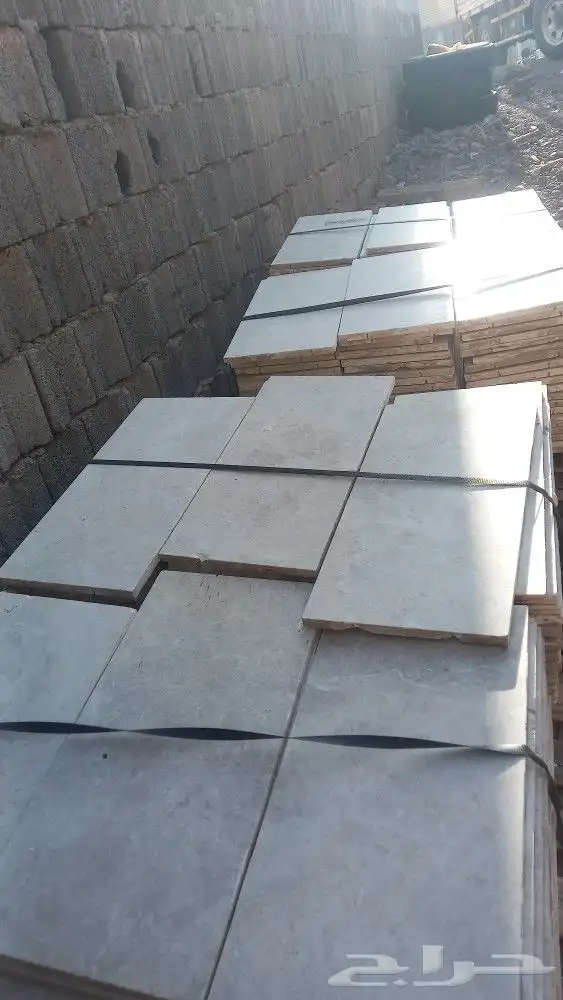 رخام عماني مستعمل للبيع لتواصل 1