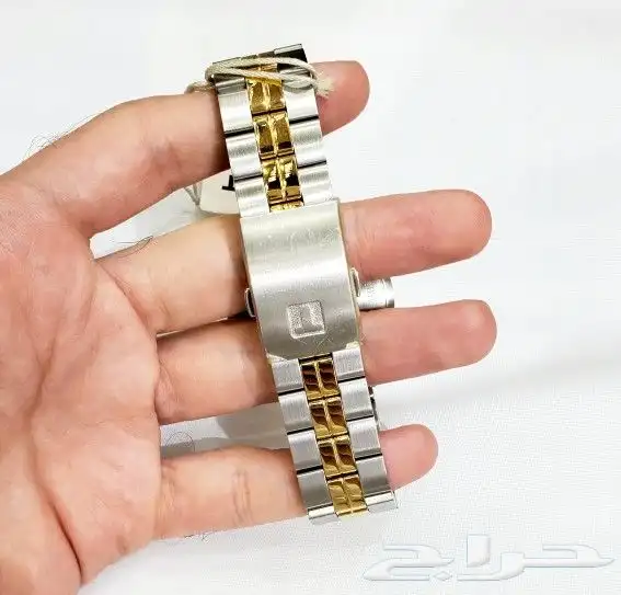 ساعة تيسوت ارقام واضحة سويسرية اصلية ب 1500 ريال 8