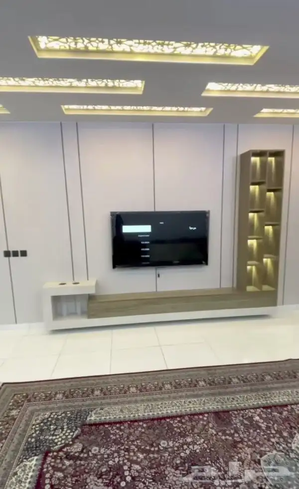 يوجد لدينا جميع اعمال الديكورات والدهانات جبس بورد 2