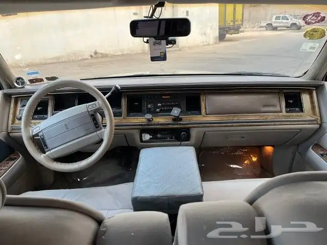 لينكون تاون كار 1990 مخزن للبيع 4