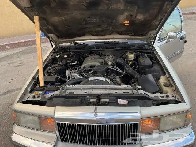 لينكون تاون كار 1990 مخزن للبيع 10