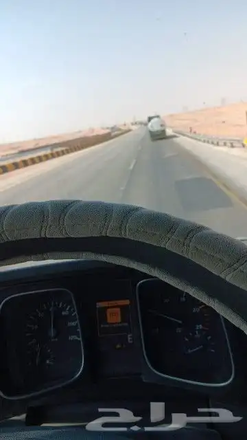 موجود سواق تريله مرخص ووراقه نظاميه يبحث عن عمل 0