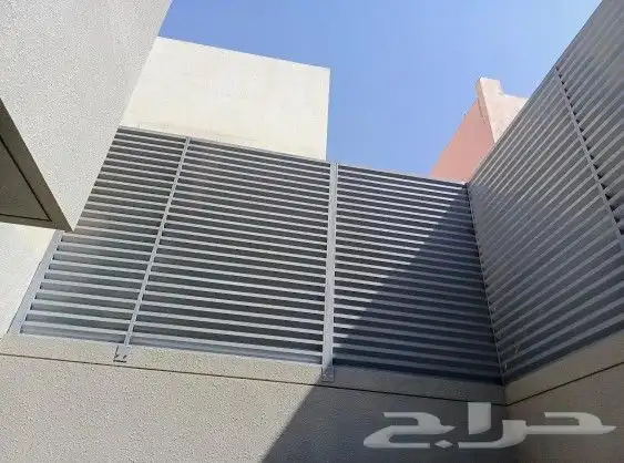 سندوتش بنل سواتر الحديد - سواتر أخشاب بلاستيك - سواتر PVC - 7