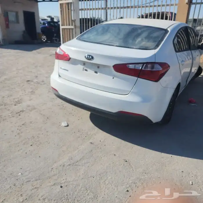 تشليح كيا سيراتوموديل 2016قطع مستعمل للتواصل 1