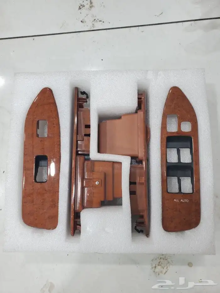 سوتش زجاج لاندكروزر 2003 إلى 2007 1