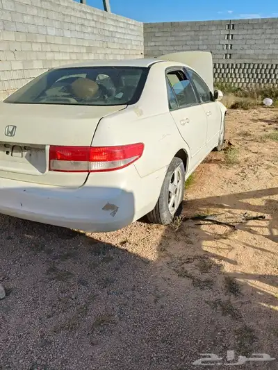 قطع غيار هوندا اكورد 2005 4