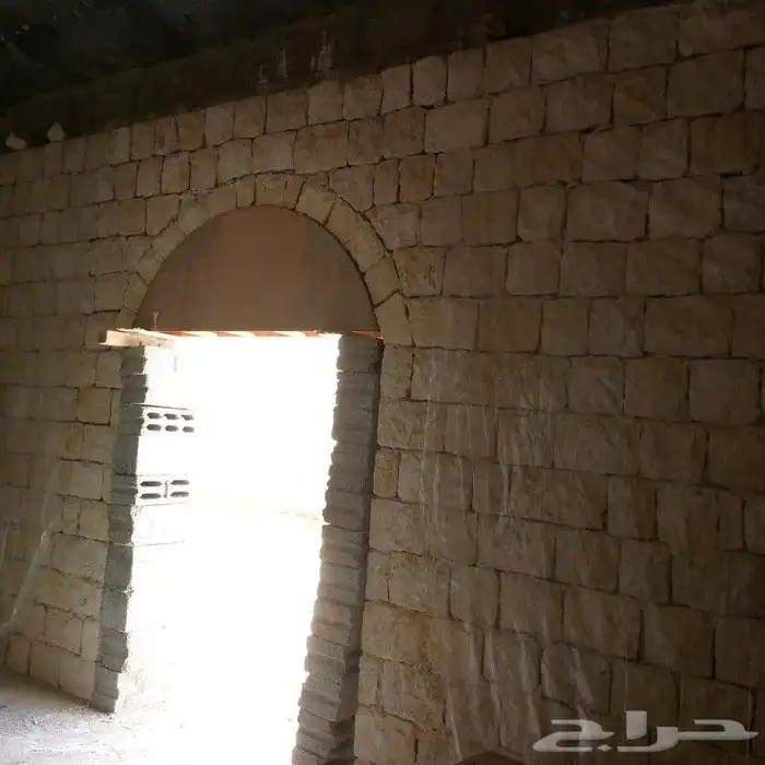 نقوم بعمال الحجر تلبيس وبنا في جميع أنحاء المملكة 2