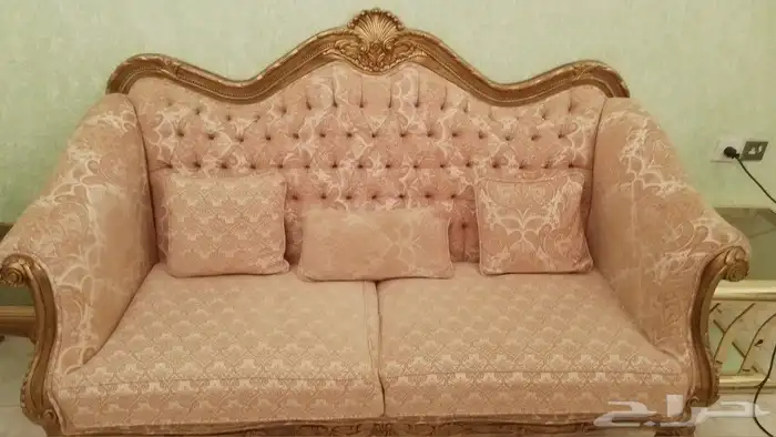 كنب مجلس تركي للبيع حالة ممتازة ل8 او9 أشخاص 9