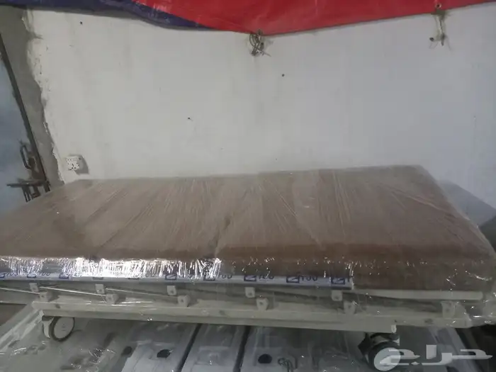 سرير طبي كهربائي نظيف جدا تابع لصيدلية النهدي 2