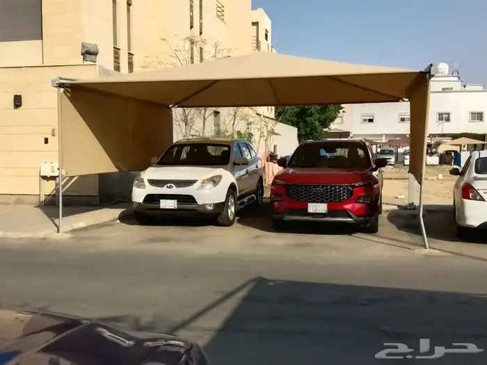 َمظلات مواقف سيارات وسواتر وبيوت شعر 0