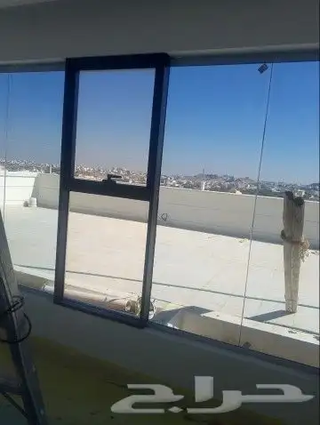 فني زجاج سكريت 0
