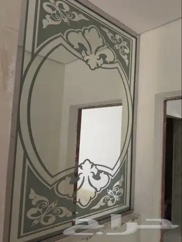 فني زجاج سكريت 4