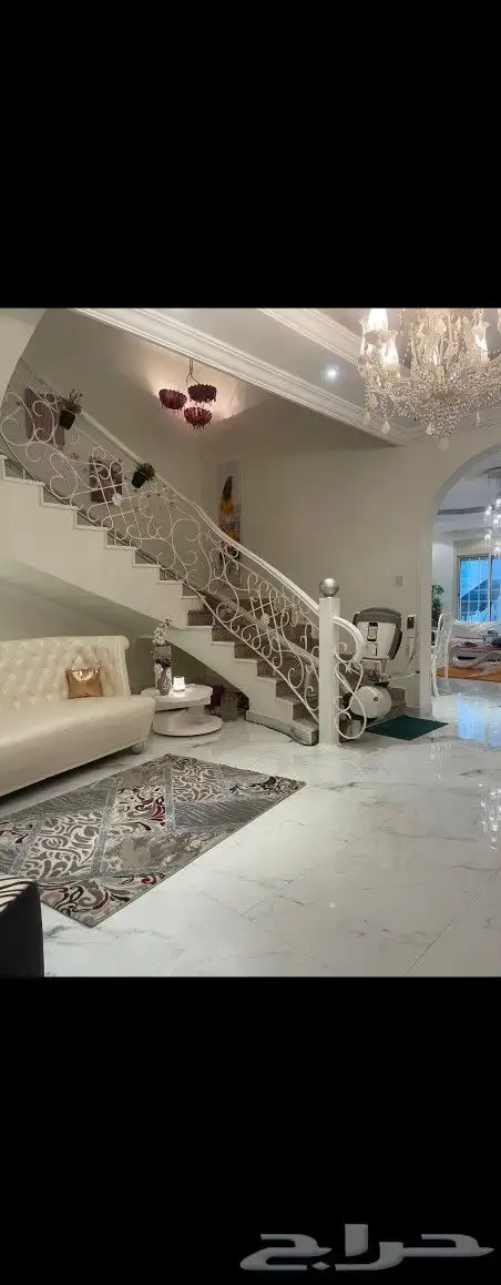 فيلا فاخره للبيع 3