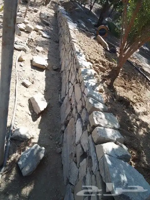 بنيان حجر كبير وصغير وربراب وتلبيس وكل اشغال الحجر. 2