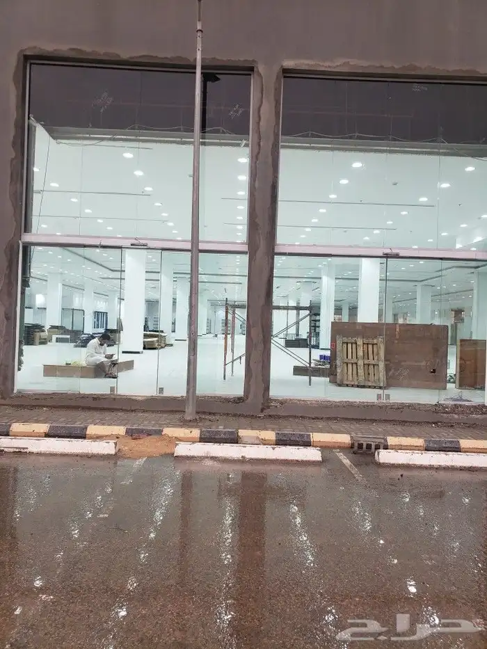 زجاج سكوريت وصيانه الابواب 1