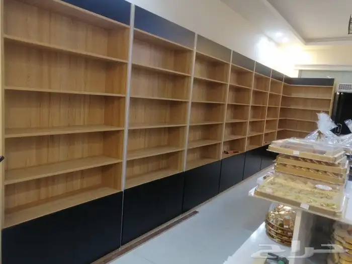 نجار ديكورات محلات وأبواب حديثه وبديل رخام وبديل خشب 0