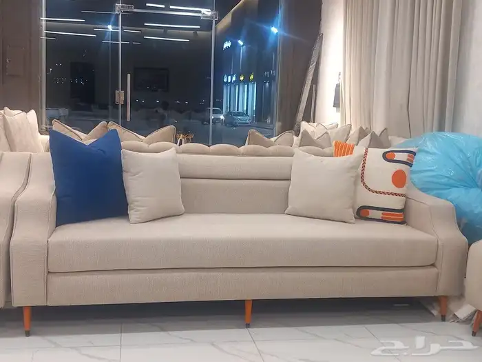 كنب ومفروشات مسار 4