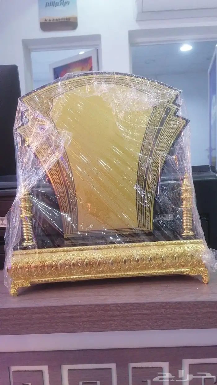 دروع واختام وطباعة اكواب واعلام ولوحات حروف بارزة 0