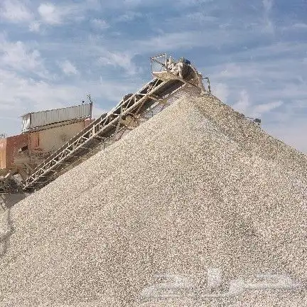 بحص ابيض ورمل ابيض واحمر واسفلت القصيم 0