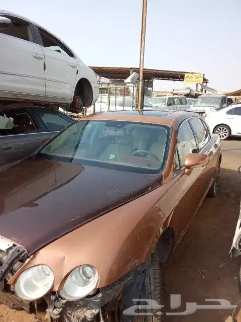 قطع غيار بنتلي تشليح بنتلي فلاينج سبير و GT اصلي مستعمل 1