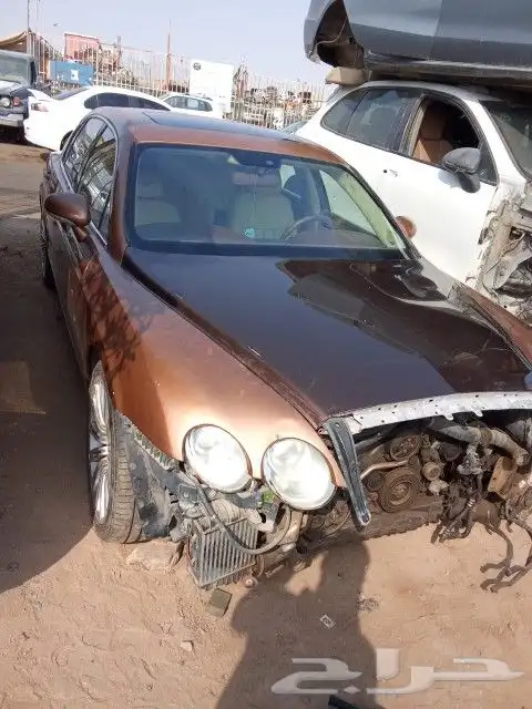 قطع غيار بنتلي تشليح بنتلي فلاينج سبير و GT اصلي مستعمل 6
