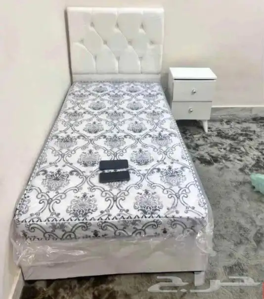 bed and mattress 3