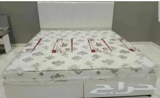 bed and mattress 2