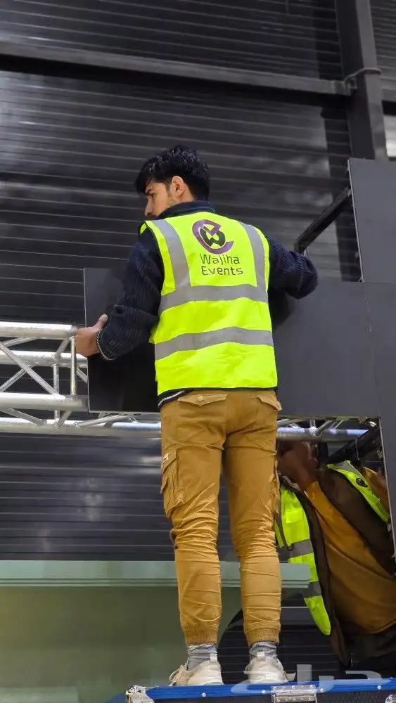 بوثات معارض وايجار شاشات p2.6 وp1.9 8