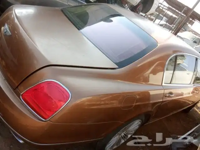 قطع غيار بنتلي تشليح بنتلي فلاينج سبير و GT اصلي مستعمل 20
