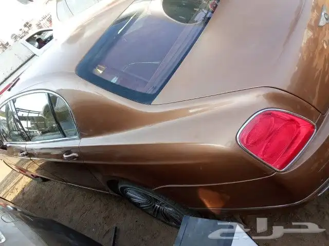 قطع غيار بنتلي تشليح بنتلي فلاينج سبير و GT اصلي مستعمل 19