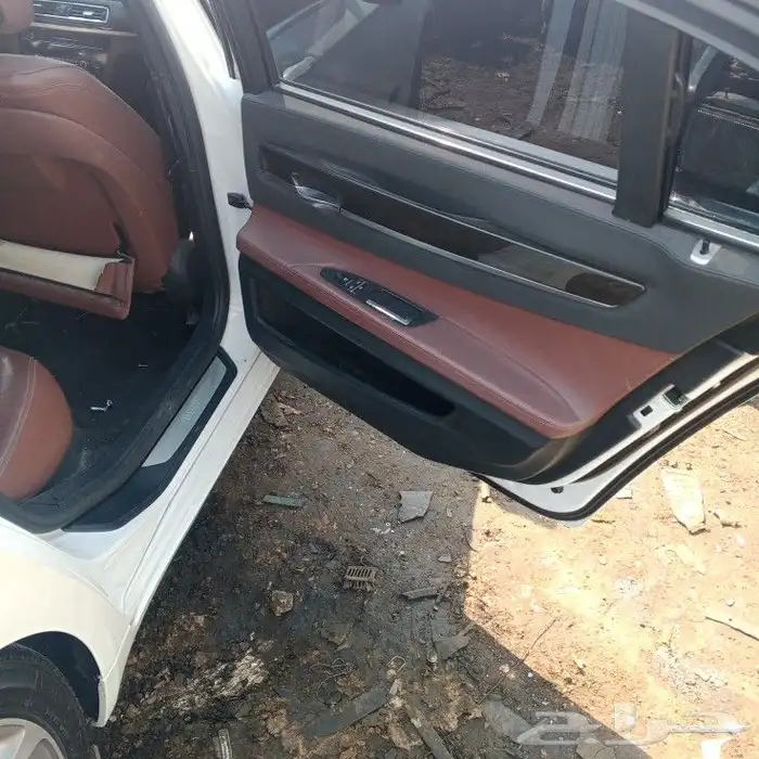 بي ام 2013 تشليح قطع غيار الحجم 730 6