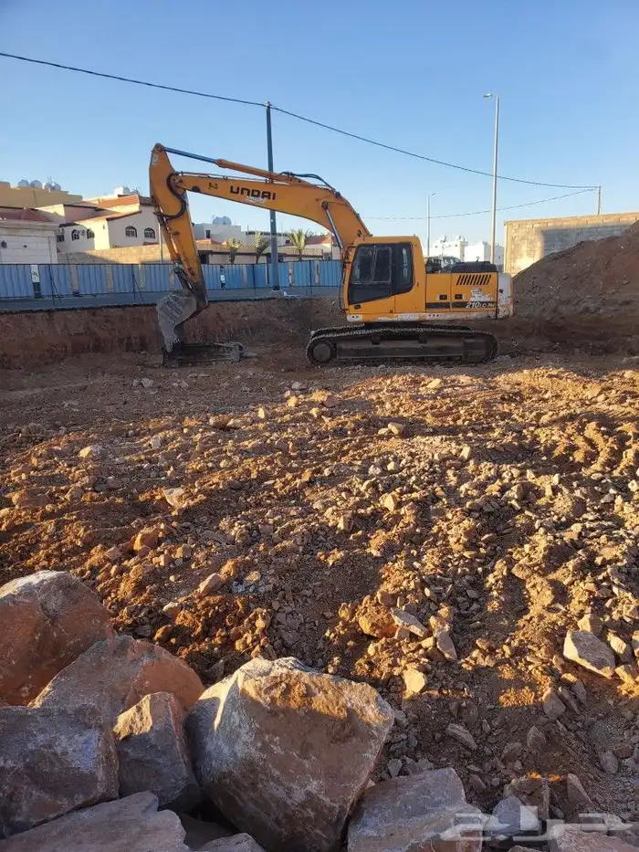 بوكلين للايجار يوميه قطوعه خزان ارضيه تكسير فلل 0